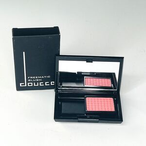 Doucce Freematic Blush Mono Glossybox Summer Sunset 45 Natural Finish 3.4g NIB